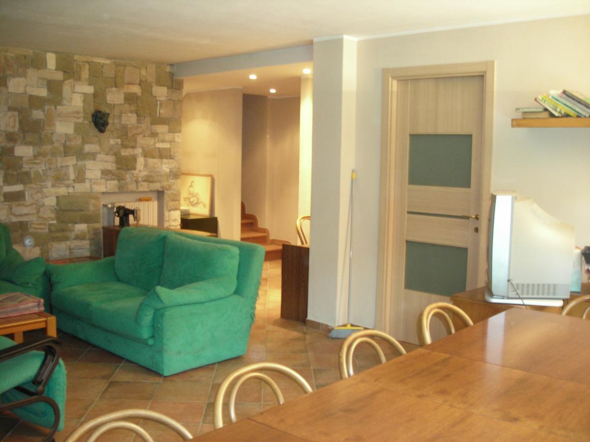 Bed and Breakfast La Folaga Gavirate Exteriér fotografie