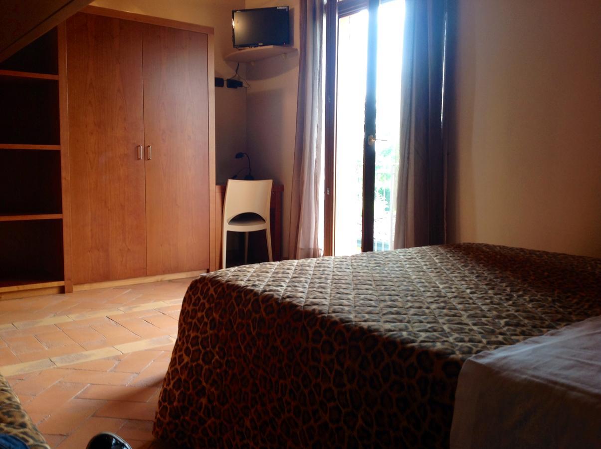 Bed and Breakfast La Folaga Gavirate Exteriér fotografie